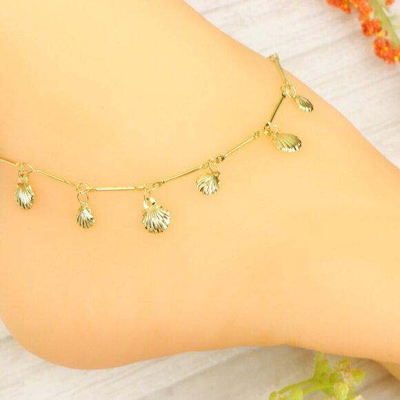 "Handmade Anklet – Elegant & Delicate Jewelry for Women | UNVRC1118 - Picture 3 of 10